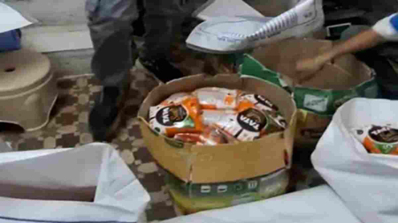 टाटा नमक के नाम पर चल रही फैक्ट्री पर छापा; 840 पैकेट नकली नमक और कच्चा माल जब्त, संचालक गिरफ्तार