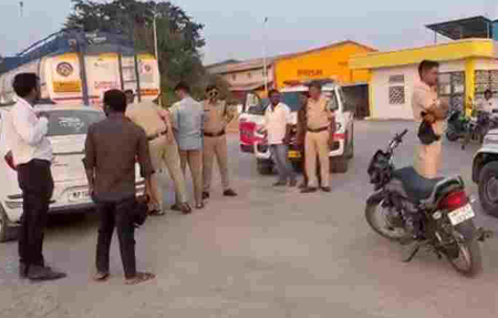 दुकान के विवाद में जबरन कार में बिठाकर फरार हुए बदमाश, तलाश में जुटी पुलिस