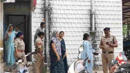धर्मांतरण पर बड़ी कार्रवाई: मां-बेटी को गिरफ्तार कर भेजा जेल